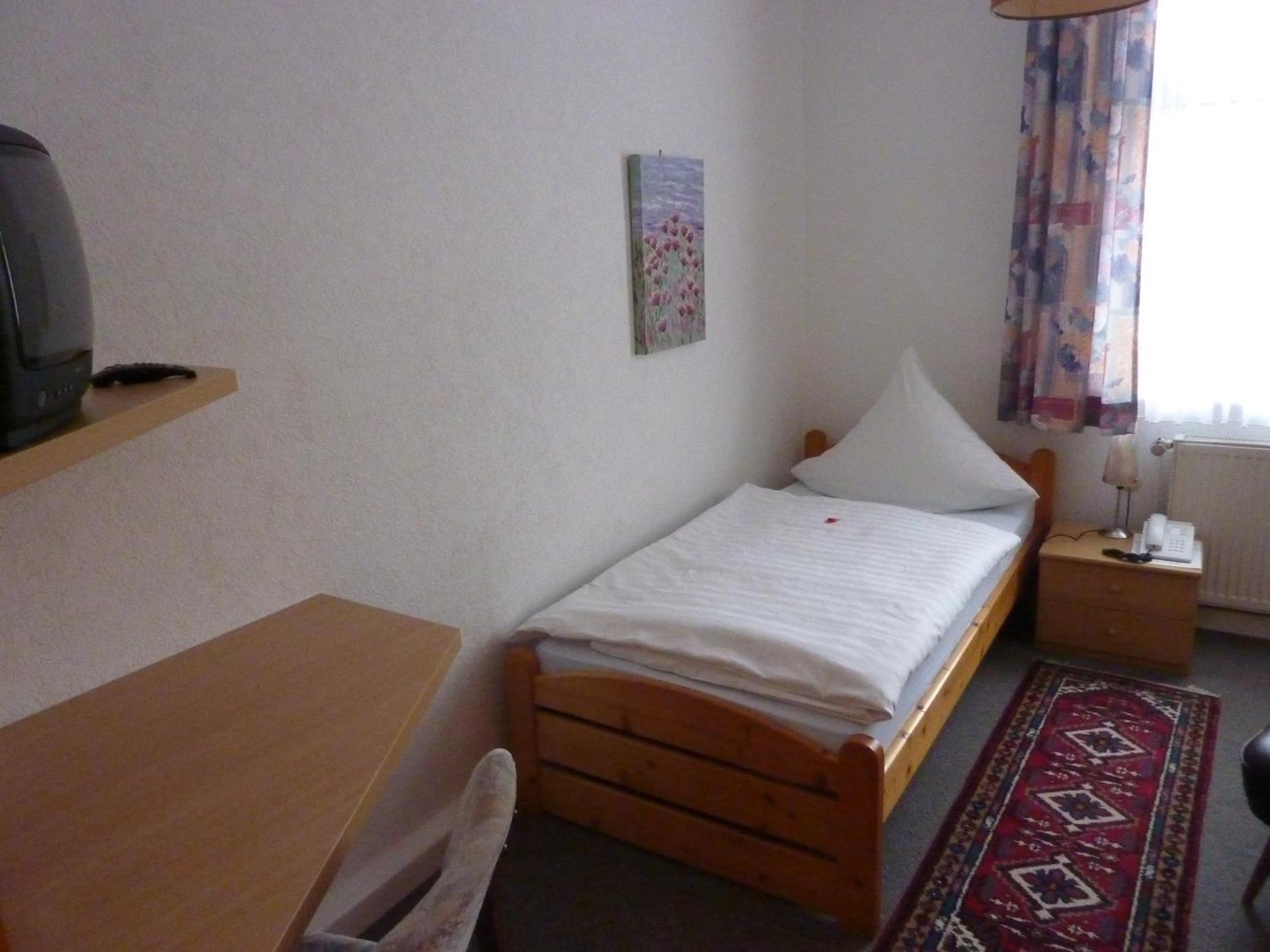 Hotel Oranien Nastatten Екстер'єр фото