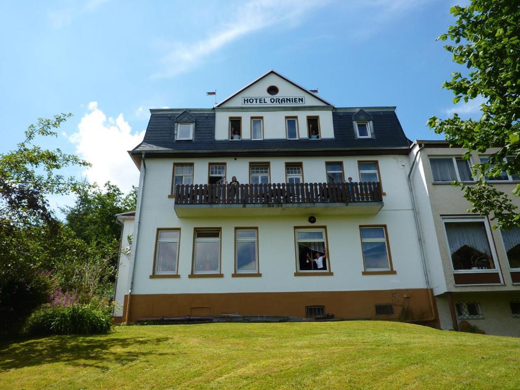 Hotel Oranien Nastatten Екстер'єр фото