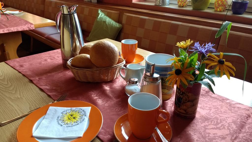 Hotel Oranien Nastatten Екстер'єр фото